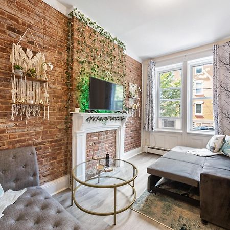 Minutes To Nyc Sleeps 5 Apartman Hoboken Kültér fotó